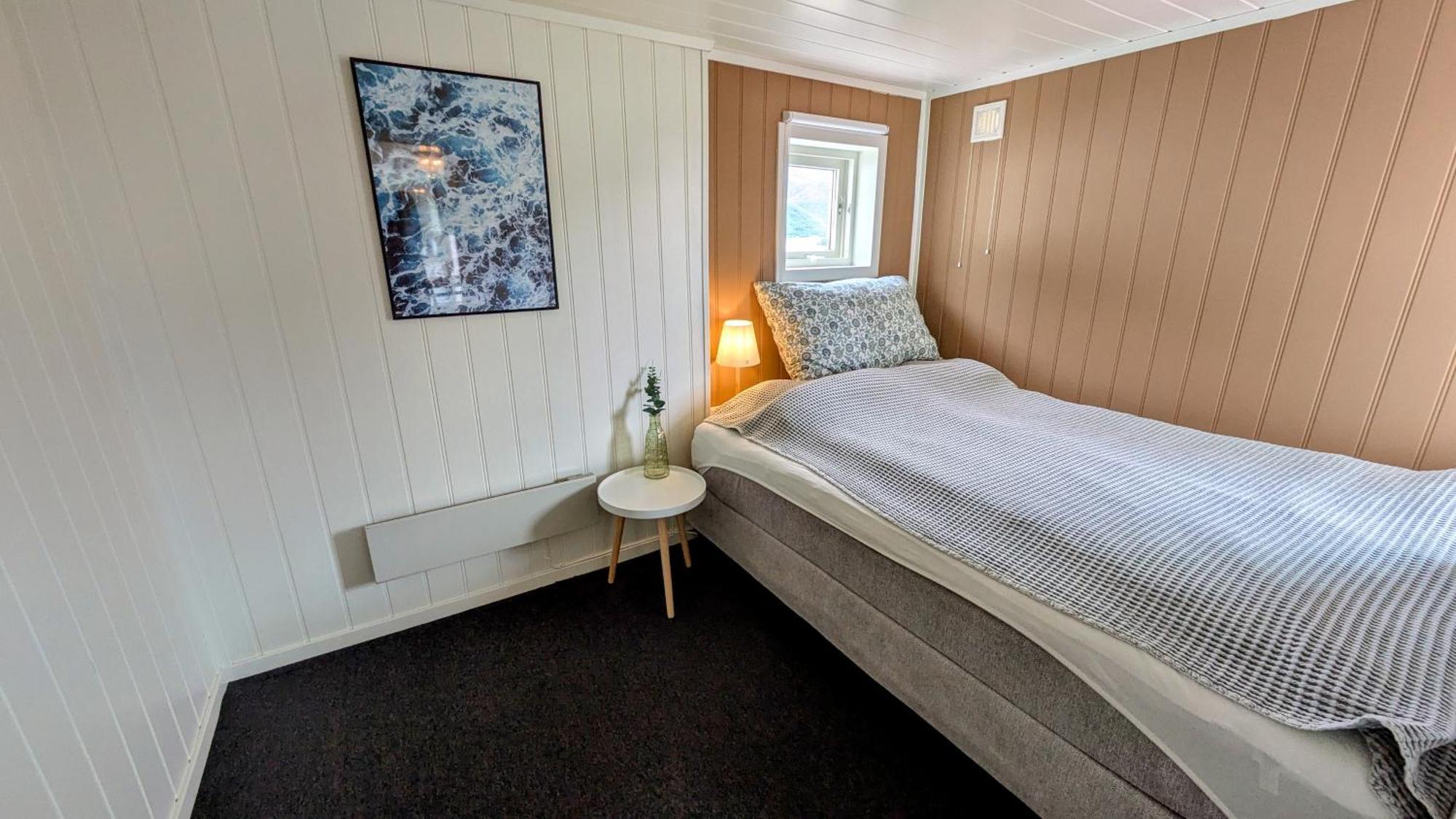 Exclusive And Cosy! Sea And Mountian View - Superfast Wifi, Washer And Included Apartment